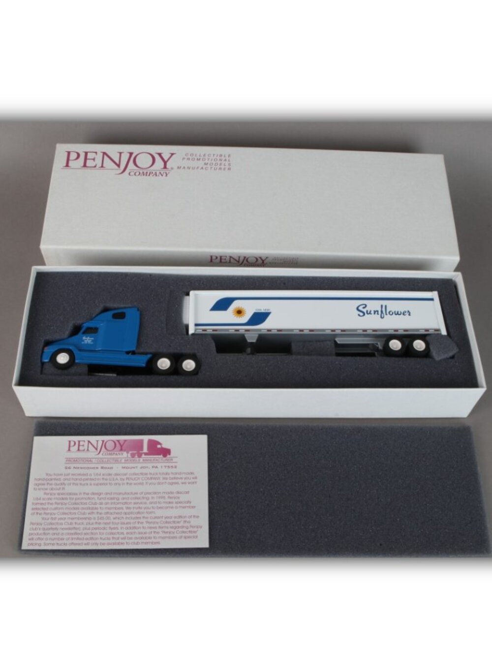 PenJoy Sunflower Carriers die cast Freightliner semi 1:64 scale